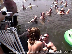 Колледж, Бывшие, В первый раз, Эксгибиционист, Подружка, Невинные, Обнаженные, На публике