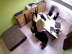 Loan4k. der arme karol träumt von einem neuen auto. warum kommt