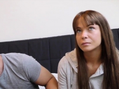 Sucer une bite, Brunette brune, Tchèque, Hd, Pov, Réalité