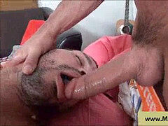 Cul, Sucer une bite, Brunette brune, Gorge profonde, Hard, Massage, Huilée, Rasée