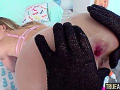 Anal, Grosse bite, Gros seins, Sucer une bite, Tir de sperme, Mature anale, Petite femme, Maigrichonne