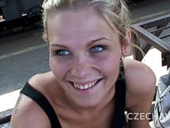 Leie, Arsch, Blondine, Selbstgemacht, Lecken, Muschi, Rasiert, Jungendliche (18+)