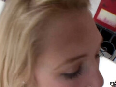 Gros cul, Gros seins, Blonde, Sucer une bite, Fait maison, Pov, Adolescente