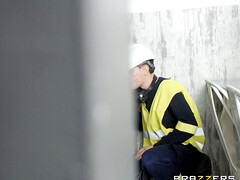 Young constructor worker fucks sexy redhead chick in bed