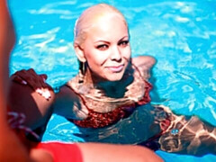 Жопа, Блондинки, Собачьи, Ласковые ручки, Бассейн, Бритые, Молоденькие, Сиськи