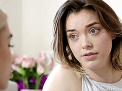 Dormitorio, Rubia, Morena, Penetracion con dedos, Lesbiana, Coño, Adolescente, Tetas