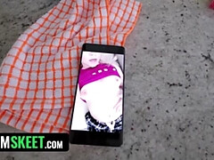 18 ans, Sucer une bite, Éjaculation interne, Branlette thaïlandaise, Hard, Hd, Pov, Rugueux