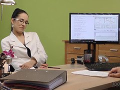 Кастинг, Красивые, Брюнетки, Постарше, Деньги, Киски, Мачеха, Молоденькие