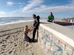 Juicy blonde Blondie Fesser and hard public sex on the beach