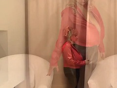 Grote mammen, Blond, Pijpbeurt, Homo, Tieten likken