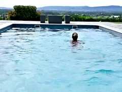 Bikini, Noire, Brunette brune, Tir de sperme, Faciale, Bâillonner, Masturbation, Pov