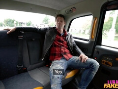 Cul, Lécher le cul, Noire, Voiture, Tchèque, Européenne, Faciale, Jupe