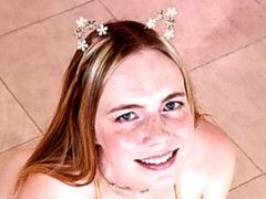 Blond, Gapende, Masturbatie, Geschoren, Rok, Alleen, Tiener, Tieten likken