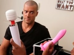 Arsch, Schwarz, Blasen, Hundestellung, Schwarz, Handjob, Interrassisch, Entkleiden