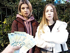 Mignonne, En levrette, Fétiche, 2 femmes 1 homme, Pov, Russe, Maigrichonne, Nénés