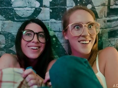 Cul, Blonde, Embrassement, Lesbienne, Léchez, Chatte, Dénudage, Plan cul à trois