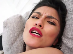 Kont, Condoom, Erotisch, Latijnse vrouw, Likken, Natuurlijke tieten, Tiener, Tieten likken