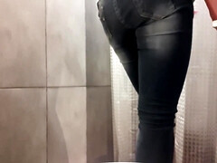 Leie, Hd, Absätze, Jeans, Milf, Pissen, Realität, Schuhe