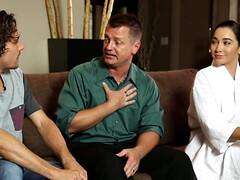 Culo grande, Mamada, Garganta profunda, Lamidas, Aceite, Coño, Madrastra, Adolescente