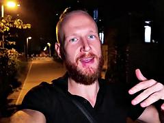 Amateur, Asiatique, Homme nu et filles habillées, Massage, Épouse