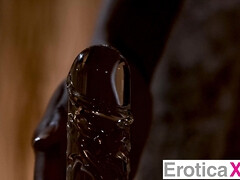 Брюнетки, Застукали, Дилдо, Эротика, Мастурбация, Сиськи