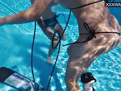 Красотки, Семяизвержение, Ласковые ручки, Секс без цензуры, Лесбиянка, На публике, Сиськи, Под водой