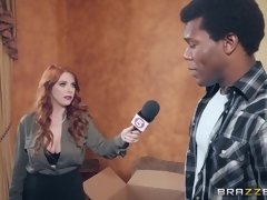 Жопа, Большие сиськи, Минет, В одежде, Натуральные сиськи, Киски, Наездница, Жесткий секс