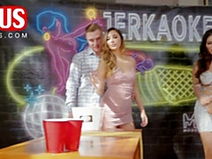 デカ尻, デカパイ, フェラチオ, 茶髪の, 手コキする, Hd, パーティ, ハメ撮り