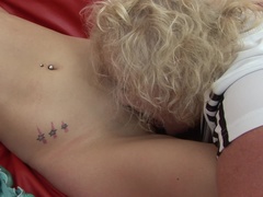 This babe gets a lesson from her lesbian coach