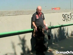 Blasen, Fetisch, Hardcore, Im freien, Zierlich, Öffentlich, Taboo, Jungendliche (18+)