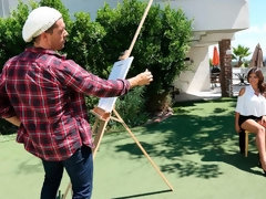 Cul, Gros cul, Sucer une bite, En levrette, Branlette thaïlandaise, Masturbation, Dénudage, Adolescente