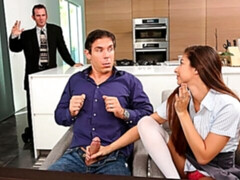 Grosser schwanz, Blasen, Braunhaarige, Hundestellung, Latina, Natürlichen titten, Dürr, Titten