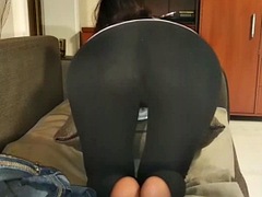 足, フェティッシュ, 足フェチ, 淫乱熟女, 穴開きパンティ