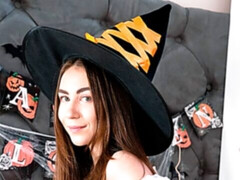 Grote lul, Pijpbeurt, Bruinharig, Hondjeshouding, Natuurlijke tieten, Geschoren, Tiener, Tieten likken