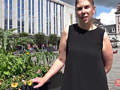 Tetas grandes, Morena, Francés, Grupo, Grupo, Hd, Madres para coger, Al aire libre
