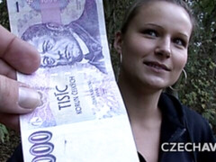 Leie, Grosser arsch, Handjob, Milf, Natürlichen titten, Im freien, Pov, Entkleiden