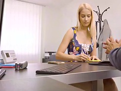 Gros seins, Blonde, Hard, Bureau, Réalité