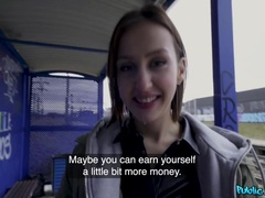 Amateur, Sucer une bite, Brunette brune, Tir de sperme, Faciale, Pov, Russe, Grande