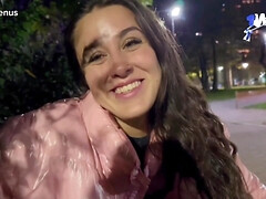 18 jahre, Verrückt, Hardcore, Masturbation, Öffentlich, Jungendliche (18+), Titten, Spielzeuge