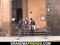 Большие сиськи, Брюнетки, Постарше, Зрелые, Милф, Мамочка, Реалити, Мачеха