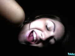 Amateur, Mamada, Morena, Estilo perrito, Europeo, Sexo duro, Al aire libre, Pov