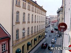 Grosser schwanz, Grosse titten, Blasen, Spermaladung, Kehlenfick, Aufs gesicht abspritzen, Milf, Mutti