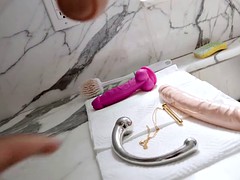 Verga grande, Tetas grandes, Consolador, Sexo duro, Madres para coger, Juguetes