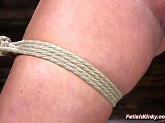 変態, ボンデージ, 茶髪の, 巨乳な, フェティッシュ, 開帳, Hd, 苦痛