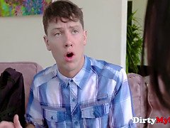 Gros cul, Gros seins, Sucer une bite, Tromperie, Fétiche, Mère que j'aimerais baiser, Chevaucher