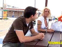 アナル, ブロンド, 茶髪の, シーメール, 三人