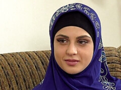 Grosser arsch, Grosser schwanz, Blasen, Hundestellung, Geld, Natürlichen titten, Dürr, Titten