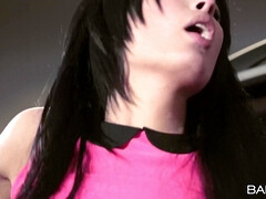 Черные, Минет, Европейки, Лизание, Мастурбация, В офисе, Соло, Сиськи