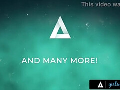 Vrouw, Zoenen, Lesbisch, Natuurlijke tieten, Olie, Realiteit, Roodharige vrouw, Tieten likken