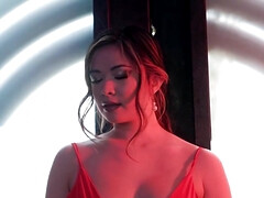 Dude has sex with the hottest women he can fucking find